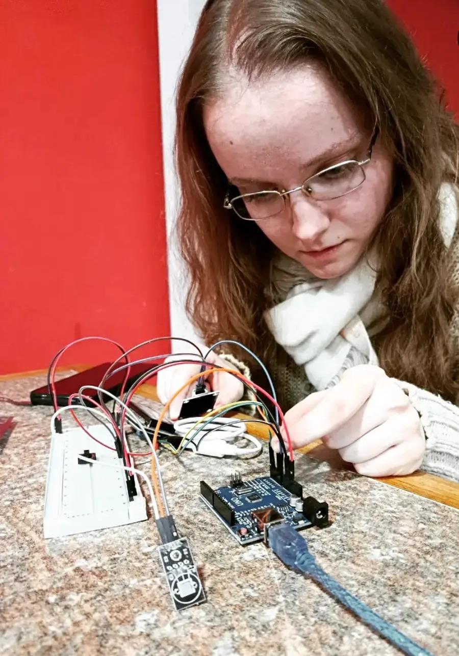 Armando el circuito de Proyecto Hugo